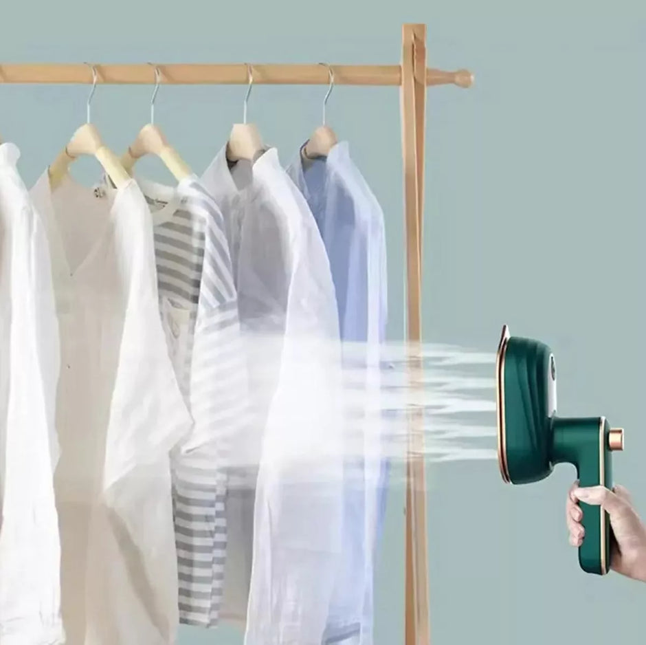 Kompaktiškas drabužių garintuvas