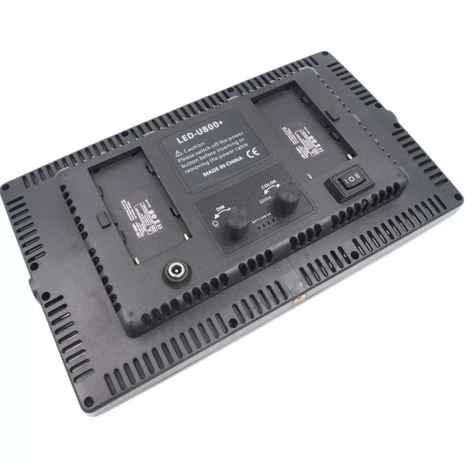 LED panelinė lempa su trikoju 800 pro KIT