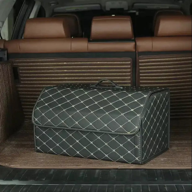 Praktiška automobilio daiktadėžė