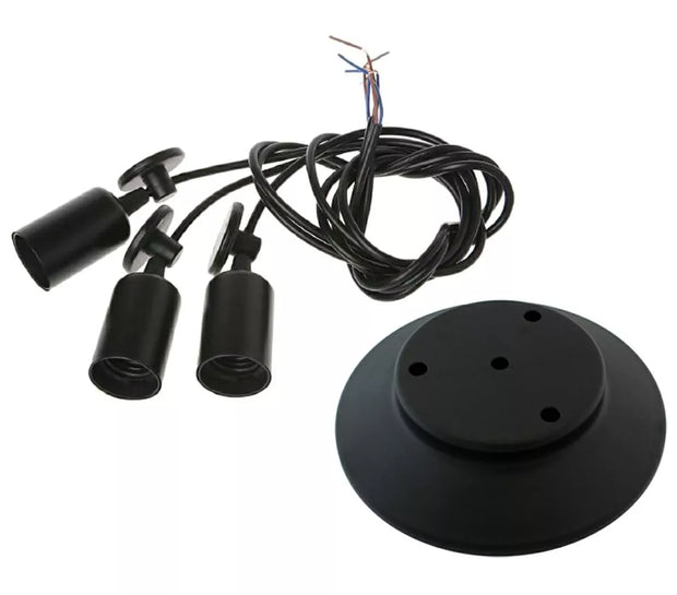 voro formos šviestuvas su trimis šviesos taškais.